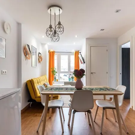Precioso Apartamento Con Parking Gratuito-centro *